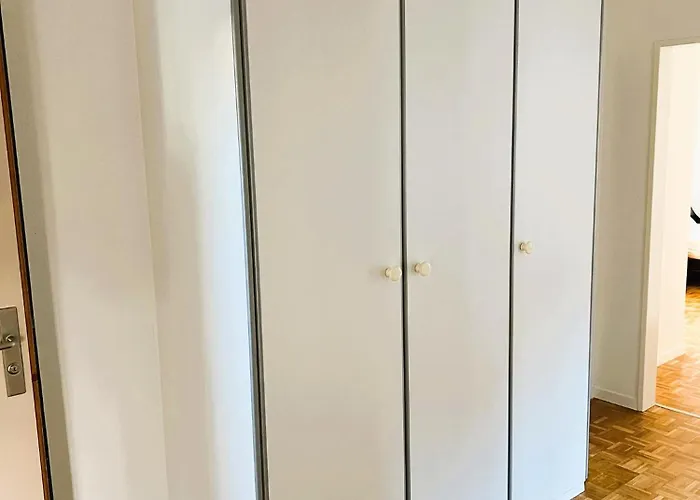 Apartament 3 Flat With Balcony In Zurich, Kar Zurych